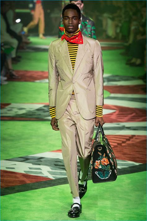 gucci mens summer 2017|See every look from the Men’s Spring Summer 2017 .